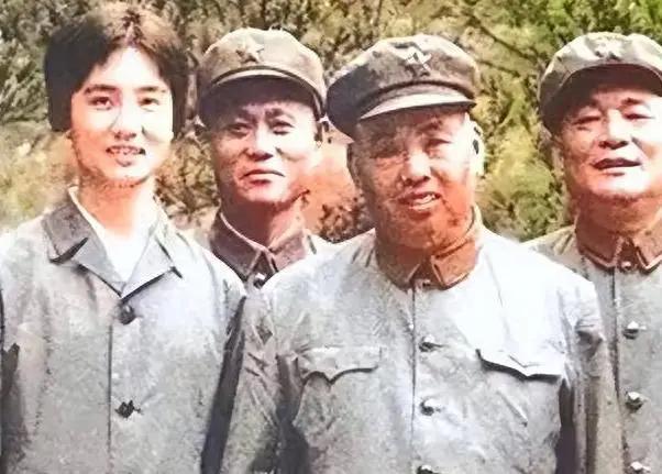 軍區(qū)司令員，職責(zé)、角色與影響力，軍區(qū)司令員，職責(zé)、角色與深遠(yuǎn)影響力
