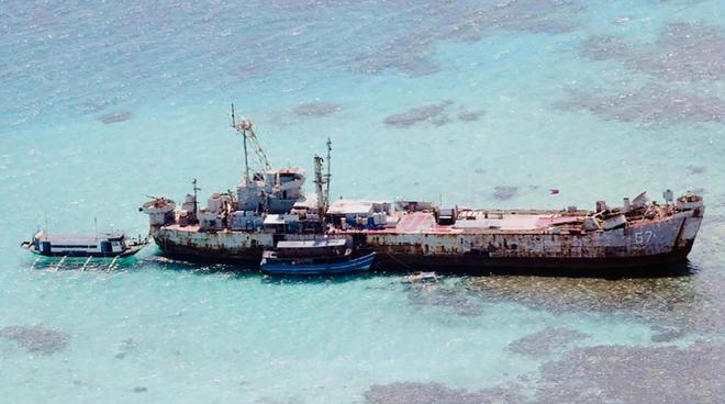 仁愛礁坐灘軍艦現(xiàn)狀探究，仍在與否？，仁愛礁坐灘軍艦現(xiàn)狀揭秘，艦艇是否仍滯留？