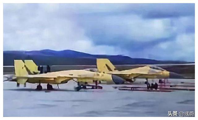 殲-16D，空中巨擘，中國新一代戰(zhàn)斗機的杰出代表，殲-16D，中國新一代空中巨擘，杰出戰(zhàn)斗機典范