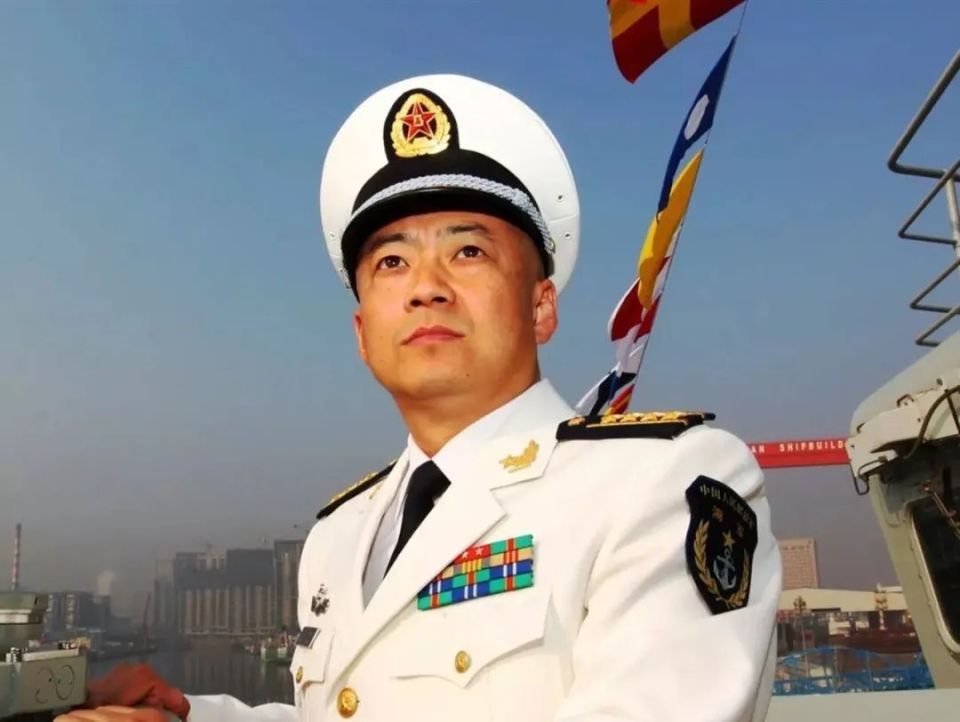 遼寧艦歷任艦長，見證中國航母發(fā)展的杰出人物，遼寧艦歷任艦長，見證中國航母發(fā)展的杰出人物傳奇