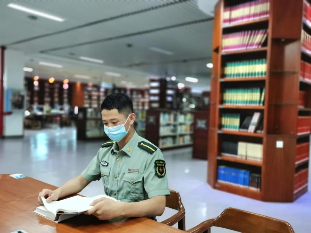 國防科技大學(xué)圖書館，探索知識的寶庫與科研的圣地，國防科技大學(xué)圖書館，知識寶庫與科研殿堂