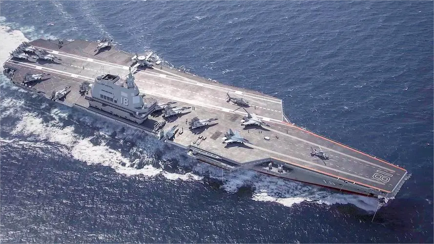 探索中國海軍力量之源，004航母震撼圖片展示，探索中國海軍力量之源，揭秘004航母震撼力量
