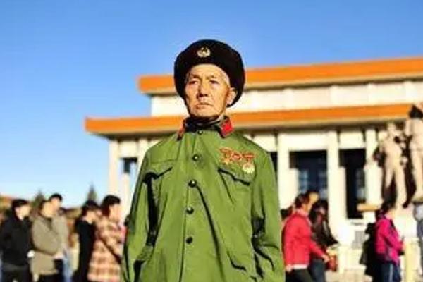 中國歷史上的五大軍區(qū)及其重要性比較，哪個(gè)軍區(qū)最大？，中國歷史上的五大軍區(qū)及其影響力比較，哪個(gè)軍區(qū)地位舉足輕重？