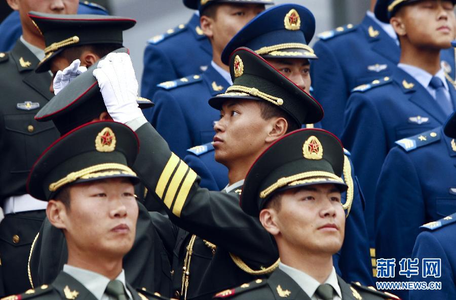 解放軍儀仗隊(duì)服裝，傳統(tǒng)與現(xiàn)代的完美結(jié)合，解放軍儀仗隊(duì)服裝，傳統(tǒng)與現(xiàn)代的完美交融