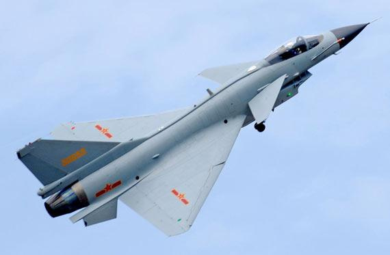 殲-10是單座還是雙座？全面解析中國空軍主力戰(zhàn)機(jī)特性，中國空軍主力戰(zhàn)機(jī)殲-10，單座還是雙座？全面解析特性