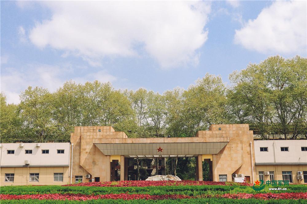 國(guó)防科技大學(xué)怎么樣，一所卓越的高等軍事學(xué)府，國(guó)防科技大學(xué)，卓越的高等軍事學(xué)府