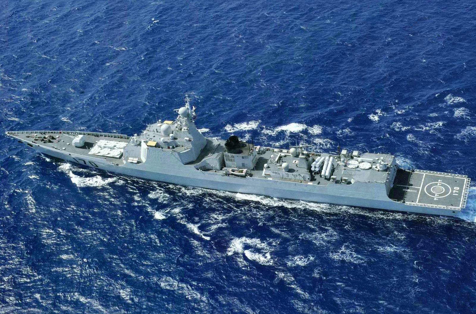 中國海軍首艘航母艦——170艦簡介，中國海軍首艘航母艦遼寧艦簡介