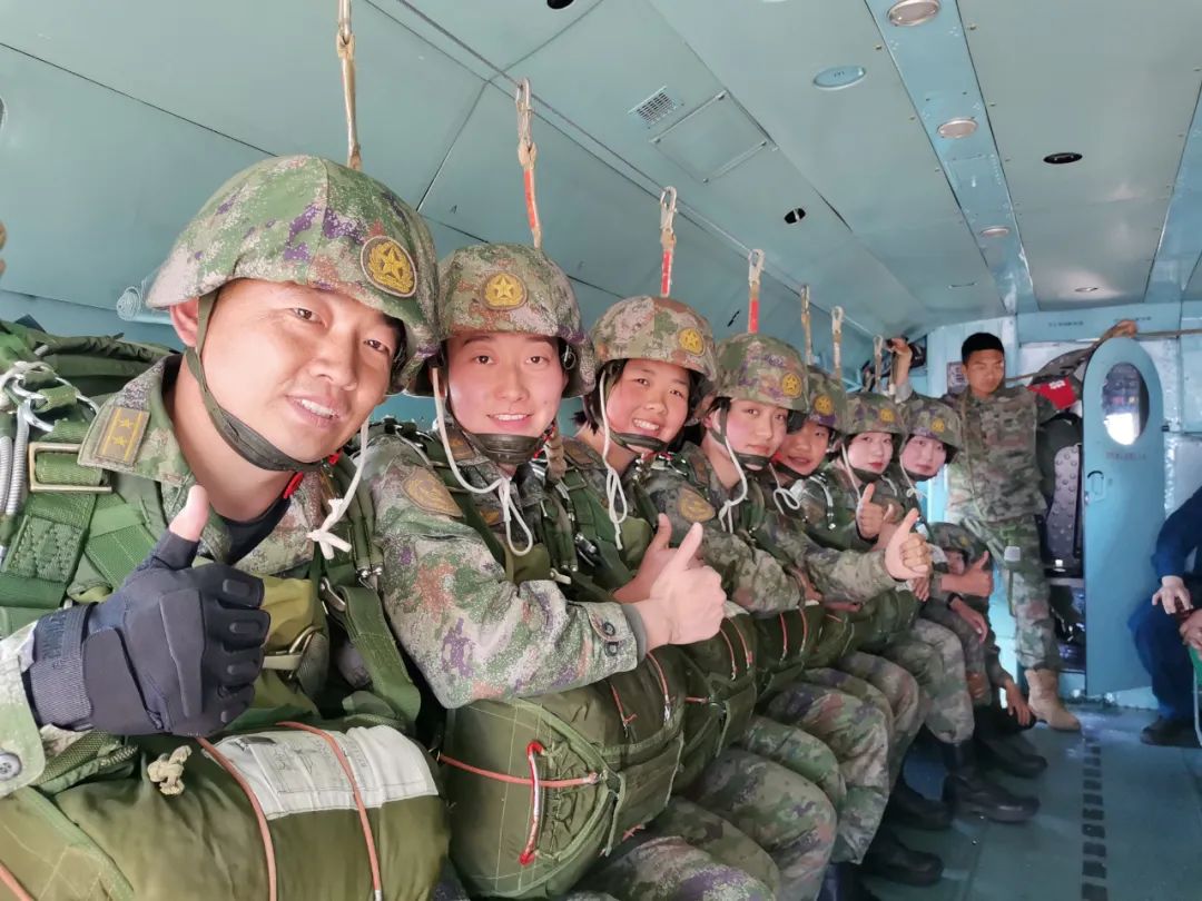 女兵兩年后的出路，多元化發(fā)展路徑與無限可能，女兵兩年后的多元發(fā)展路徑與無限可能，探尋出路與未來