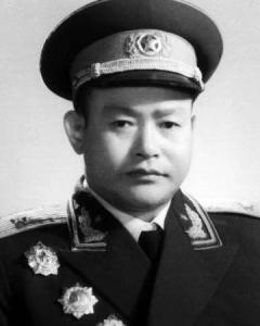少將，歷史、榮譽(yù)與職責(zé)的象征，少將，歷史榮譽(yù)與職責(zé)的象征