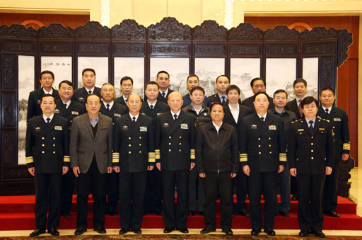 海軍領(lǐng)導(dǎo)班子的力量，引領(lǐng)海軍走向新時(shí)代的領(lǐng)航者，海軍領(lǐng)導(dǎo)團(tuán)隊(duì)的力量，引領(lǐng)海軍走向新時(shí)代的領(lǐng)航力量