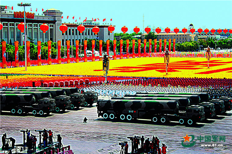 盛世盛典，回顧2009年國慶大閱兵全程精彩瞬間，盛世盛典回顧，2009年國慶大閱兵精彩瞬間全記錄
