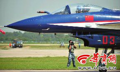殲-10戰(zhàn)斗機(jī)的時(shí)速，探索中國(guó)頂尖戰(zhàn)機(jī)的速度與性能，探索中國(guó)頂尖戰(zhàn)機(jī)殲-10的速度與性能之巔