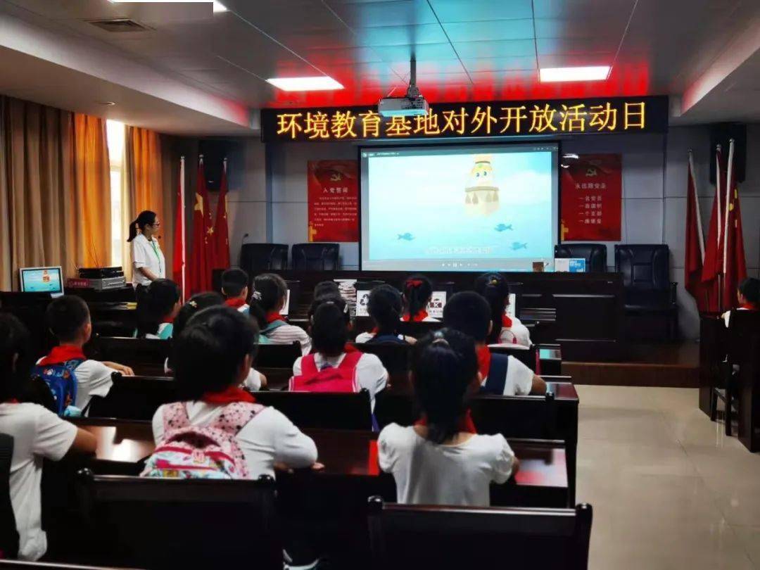 揭秘二四六香港資料期期中，深度解析與SEO優(yōu)化指南，揭秘二四六香港資料期期中，深度解析與SEO策略優(yōu)化指南