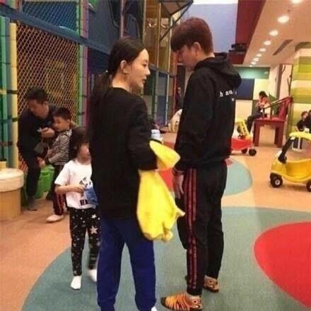 馬伊琍現(xiàn)任老公叫什么名，深度解析與揭秘，馬伊琍現(xiàn)任老公深度解析與揭秘，真實身份揭秘