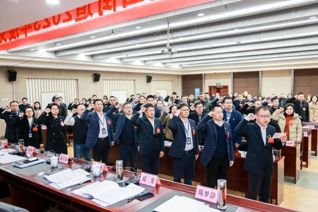 鹿山街道最新領(lǐng)導(dǎo)團(tuán)隊(duì)，引領(lǐng)未來(lái)，共筑新篇章，鹿山街道新領(lǐng)導(dǎo)團(tuán)隊(duì)引領(lǐng)未來(lái)，共筑街道發(fā)展新篇章